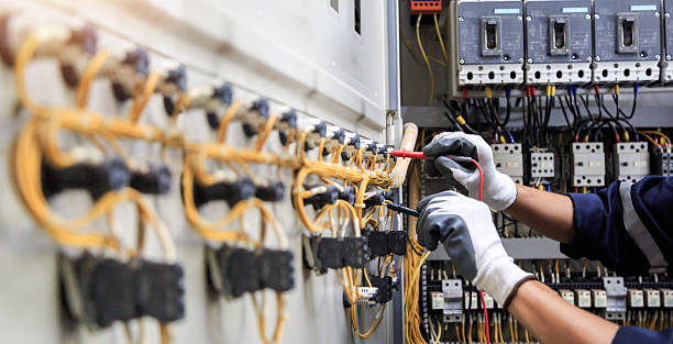 Professional Electrician technician working in Johnson City, TX